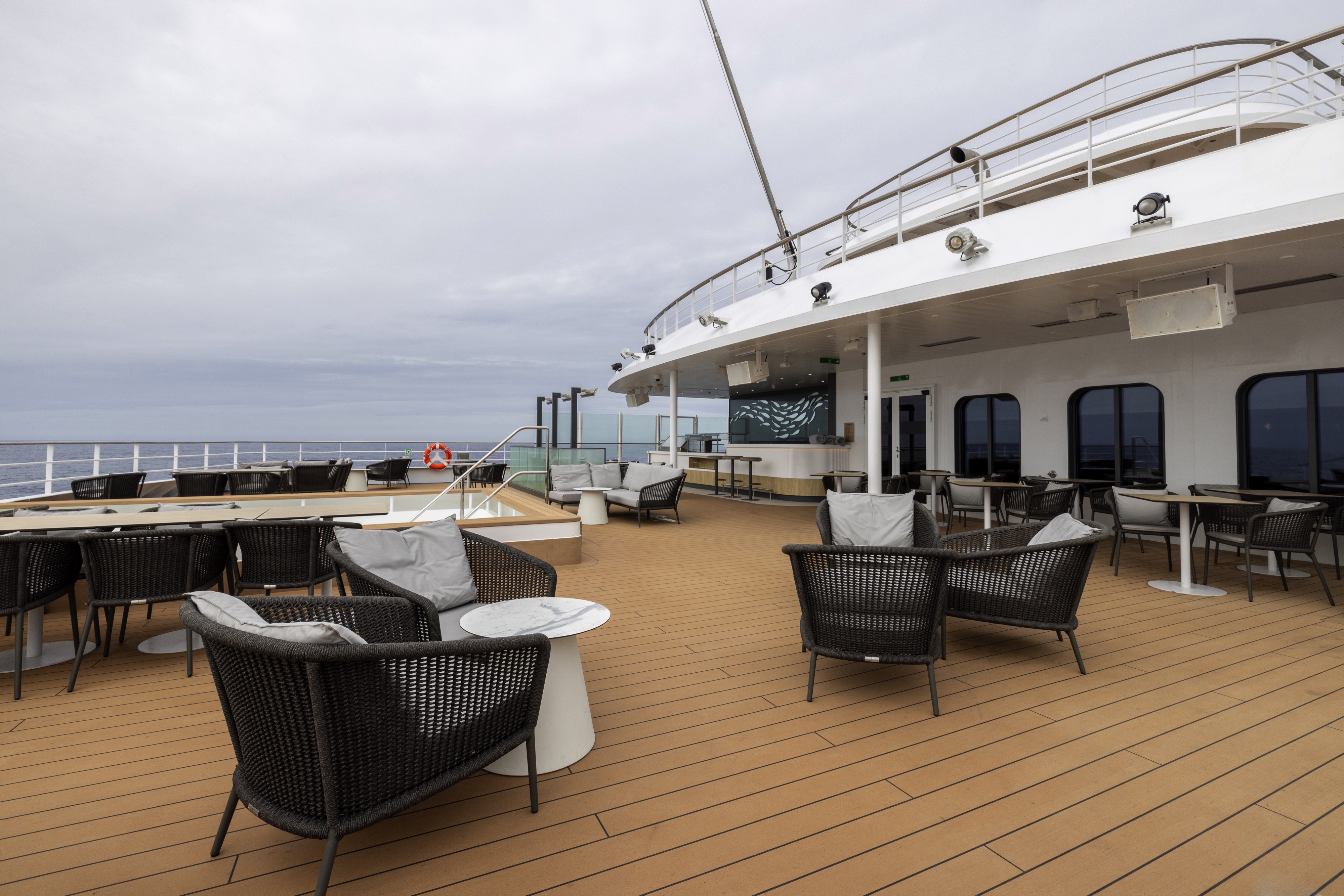 Swan Hellenic SH Vega SH Minerva Pool Deck 5.jpg